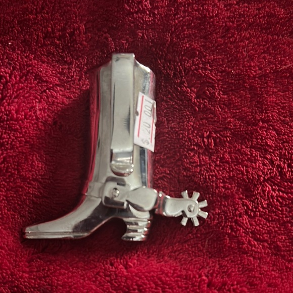 Silver Boot-Shaped Accessory - Picture 2 of 5